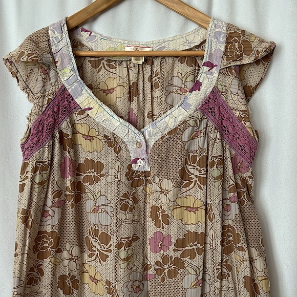 Lux Cute Boho Brown/Purple Floral Lace Cap Sleeve Shirt Top **Size L** 🌸🌸 - Picture 3 of 6